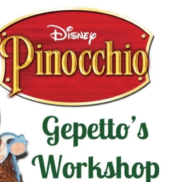 Vintage Disney Pinocchio Musical Snowglobe - Picture 2 of 11